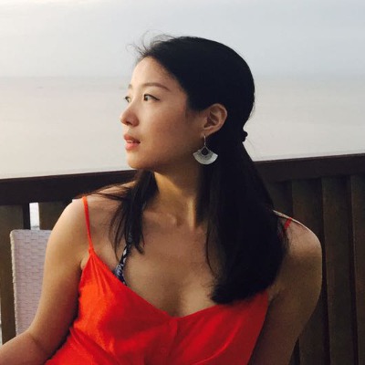Ginny Wang, Banker 